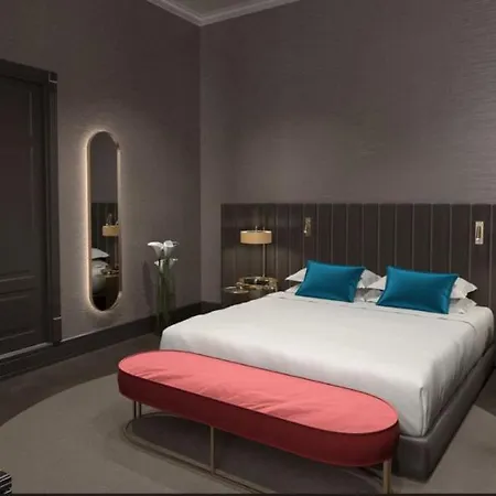 The Circle Luxury Suites بيت ضيافة *